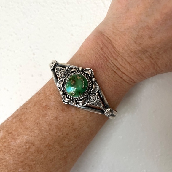 Navajo Sterling Silver Sonoran Gold Turquoise Bracelet Cuff by Robert Shakey - Picture 3 of 11